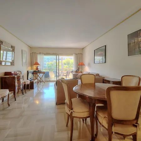 Ref 1514 - With Unobstructed View To Rent * Cannes