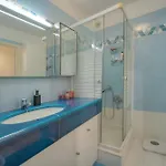 Ref 1514 - With Unobstructed View To Rent