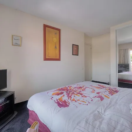 Ref 1514 - With Unobstructed View To Rent Cannes