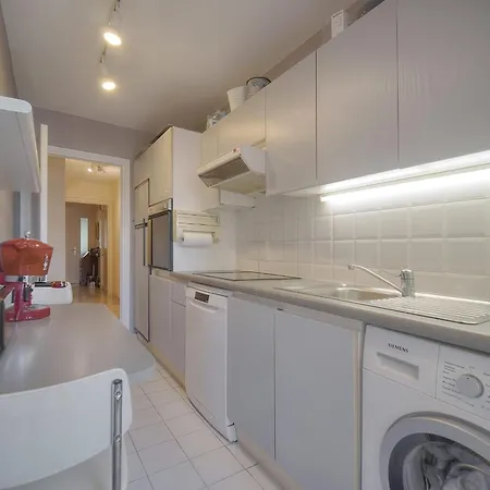 Ref 1514 - With Unobstructed View To Rent *